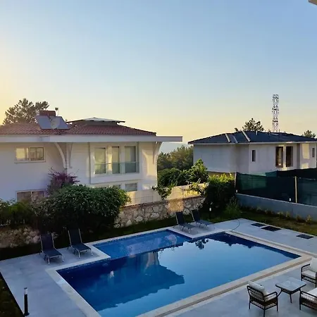 Hotel With Private Pool In Touch With Nature Fethiye